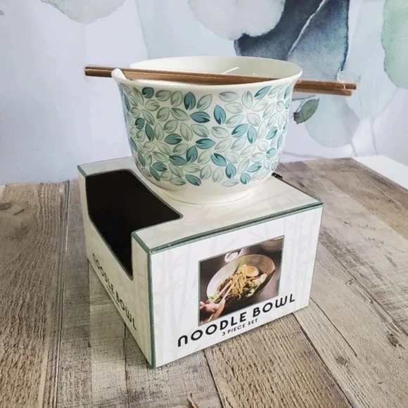 Noodle Bowl with Wooden Chopsticks sz 24 fl oz NIB/NWT - Picture 2 of 7